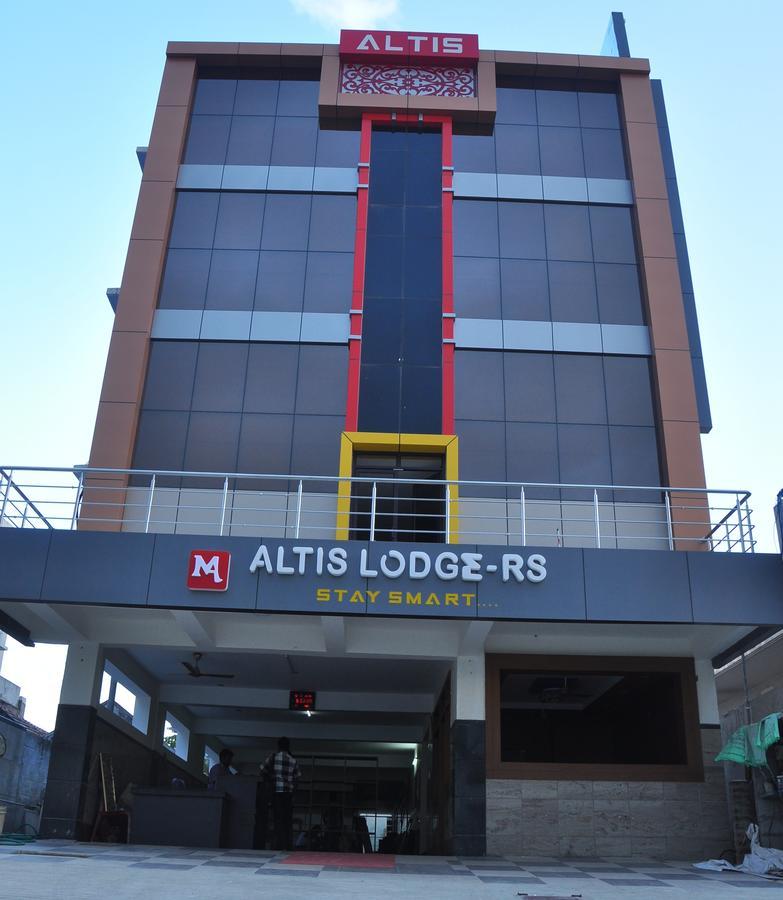 Altis Lodge Erode Extérieur photo