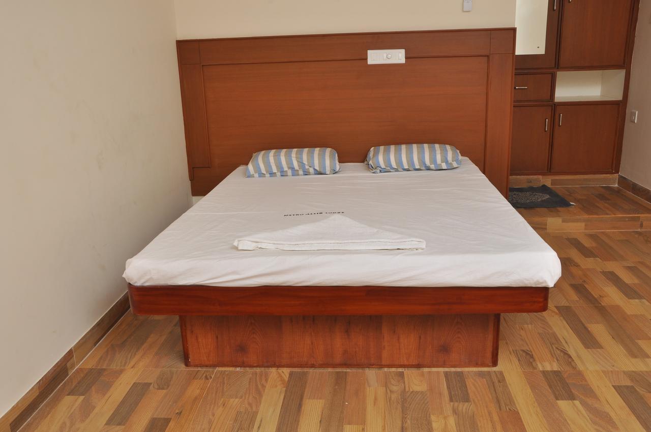 Altis Lodge Erode Extérieur photo